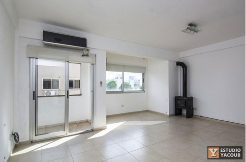 Imagen 6 de 30 de Departamento En Venta - 2 Dormitorios 1 Baño - Cochera - Terraza - 120mts2 - La Plata