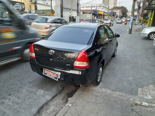 Imagem 6 de 8 de Toyota Etios 2017 1.5 16v X 4p