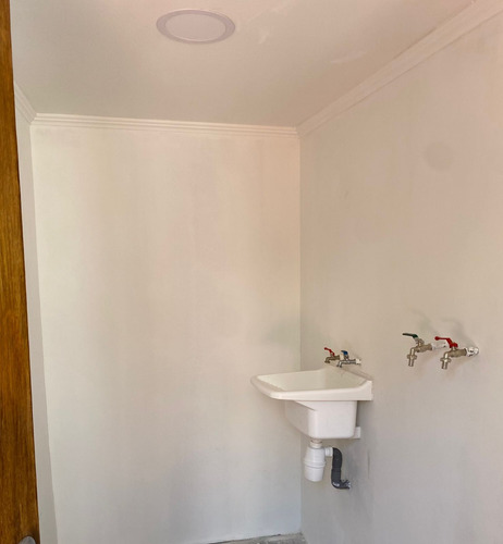 Casa Recien Remodelada En Una Tranquila Calle De La Reina