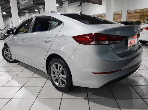 Hyundai Elantra 2.0 16v