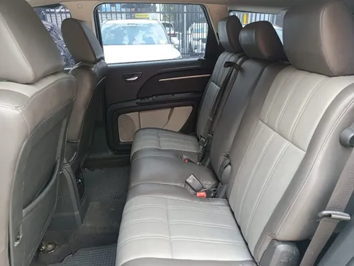 Dodge Journey 2.7 Sxt