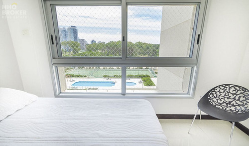 Imagen 15 de 25 de Hermoso Apartamento En Alquiler Frente Al Mar. - Punta Del Este Brava