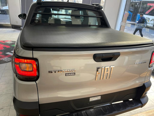 Fiat Strada 1.4 8v Freedom Cd