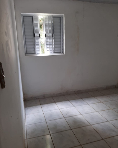 Imagem 7 de 27 de Locação Vila Pauliceia, 2 Casas De 1 Dormitório, Sala, Cozinha, Wc, Lavanderia, 1 Vaga, Quintal E 1 Galpão Grande - Ml66 - 69391179