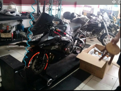 Suzuki Gsx R 750