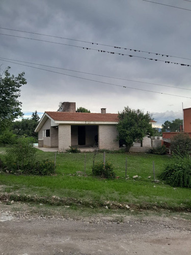 Casa De 3 Dor Y Pileta A La Venta En Cabalango
