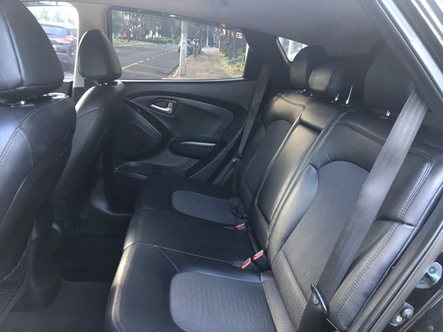 Imagem 8 de 10 de Hyundai Ix35 2.0 16v 2wd Flex Aut 2013