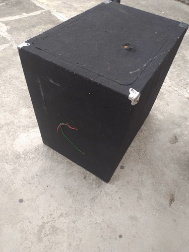Caja Turbo Sound 18 (Usado)