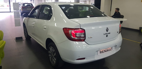 Imagen 9 de 15 de Autos Y Camionetas Renault Logan Gol Trend Fiesta Etios E