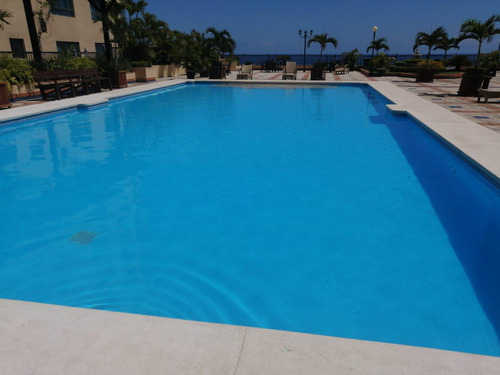 Apartamento En Alquiler Amueblado En Malecon Center.