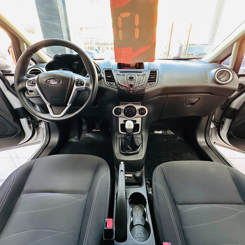 Ford Fiesta Kinetic 1.6 Se 120cv