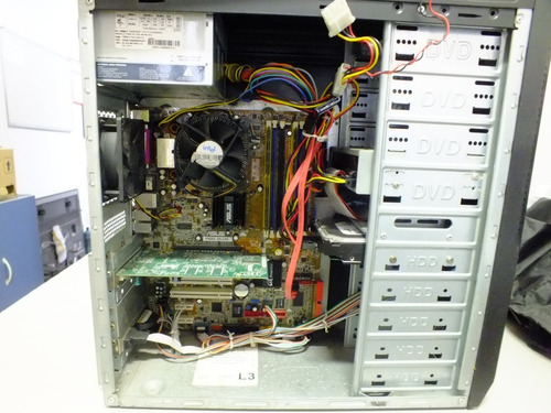 Cpu Pentium 4 3.00ghz/hd 500gb /mem. 3gb Ddr2 66/p.video