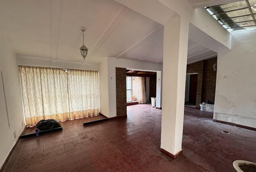 Venta Casa 4 Habitaciones B° Parque Capital