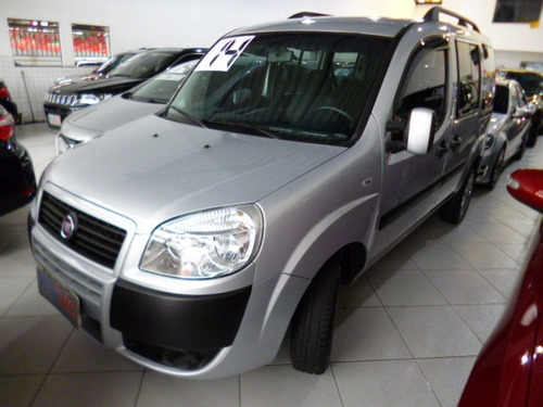 Doblo 1.8 Essence Flex 2014 Prata