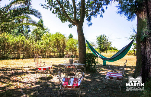 Chacra En Capilla Del Señor. Casa De Campo Y Casa De Huéspedes. Lote 17.745 M2. Pileta Y Bosquecito.