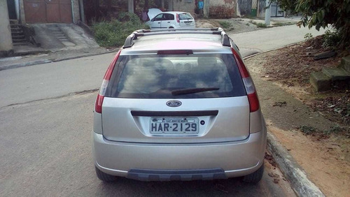 Imagem 3 de 8 de Ford Fiesta 2005 1.0 Personnalité 5p
