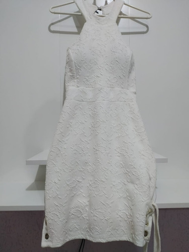 Imagem 1 de 2 de Vestido Branco Duplo Tecido