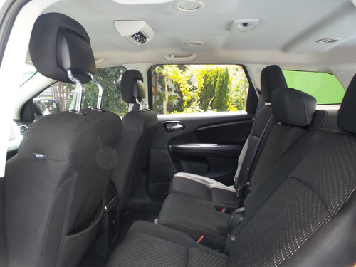 Dodge Journey Se