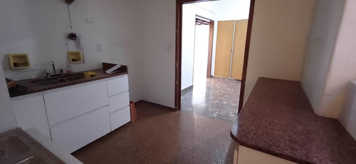 Departamento 4 Amb En Venta En Av. Cordoba Al 2400 Barrio Norte Caba