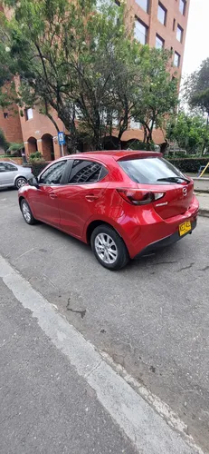 Mazda 2 TOURING AT 1.5