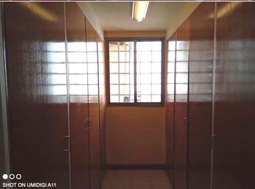 Imagen 9 de 20 de Vendo Casa 219m2 4h+s/3b+s/2p Santa Inés 1319