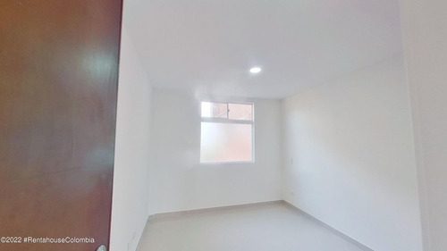 Imagen 13 de 16 de Vendo Apartamento En Laureles(medellin) C.m 23-1115