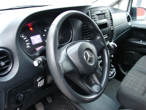 Imagen 11 de 25 de Mercedes-benz Vito 1.6 111 Cdi Furgon Año 2019 Unica Mano !!