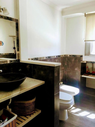 Imagen 14 de 23 de Casa + Local En Venta Con Jardín Y Garage, San Fernando