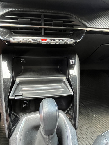 Peugeot 208 1.6 Feline Tiptronic