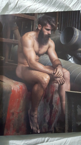 Livro Larrikin Lads De Paul Freeman Assinado - Contém Nu