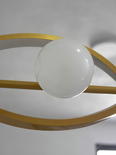 Candil Colgante Led, Con Accesorio De Esfera De 50w Color Dorado