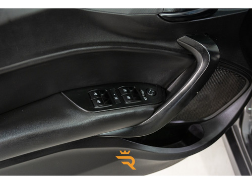 Fiat Cronos 1.8 E.TORQ FLEX HGT AT6