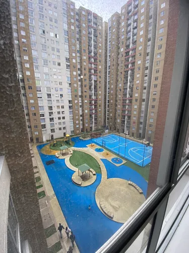 Apartaestudio En Venta En El Barrio Castilla, Bogotá