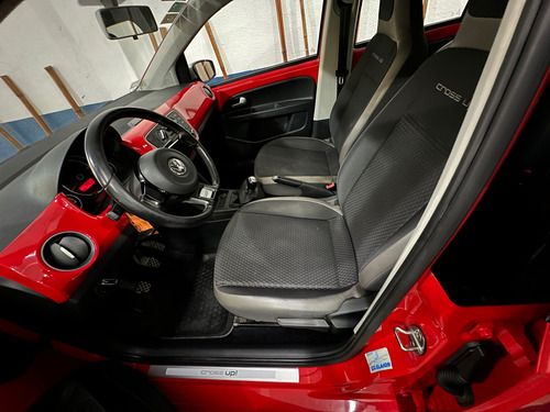 Volkswagen Up! 1.0 Cross Up!