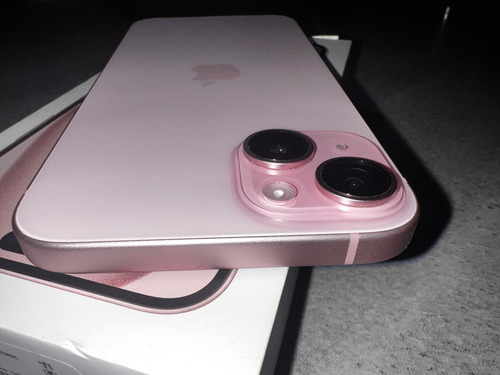 Apple iPhone 15 Plus (128 Gb) - Rosa (Usado)