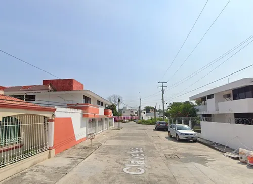 Casa En Remate Bancario- Claveles, Las Rosas, Comalcalco, Tabasco- Jcbb3