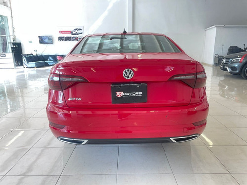 Volkswagen Jetta (a7) 2021 R Line