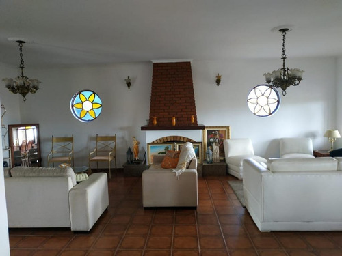 Chácara Com 6 Dormitórios À Venda, 2200 M² Por R$ 1.200.000 - Jardim Scala - Jundiaí/sp - Aceita Permuta - Ch0018