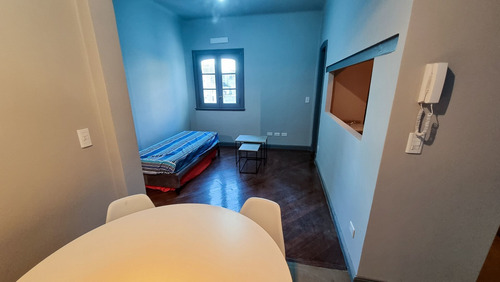 Imagen 5 de 21 de Venta- Dos Ambientes Reciclado A Nuevo- San Telmo