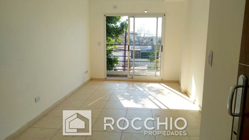 Imagen 7 de 12 de Departamento En Venta En Jose Leon Suarez