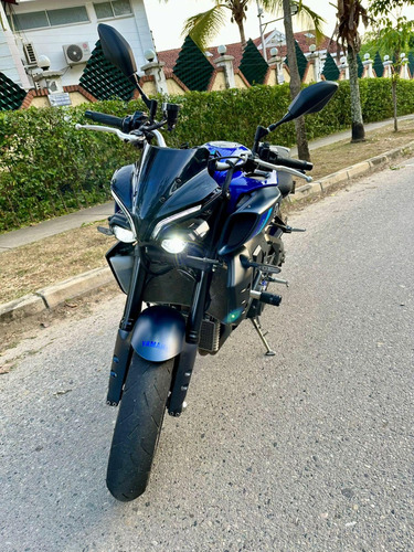 Yamaha Mt10 Modelo 2022 Cilindraje 1.000 Color Azul Negro