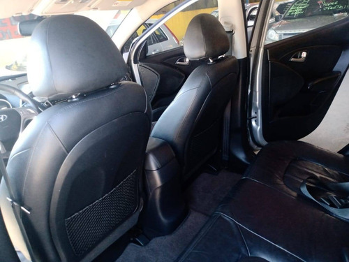 Imagem 10 de 14 de Hyundai Ix35 2.0 Mpfi Gls 4x2 16v Gasolina 4p Automático
