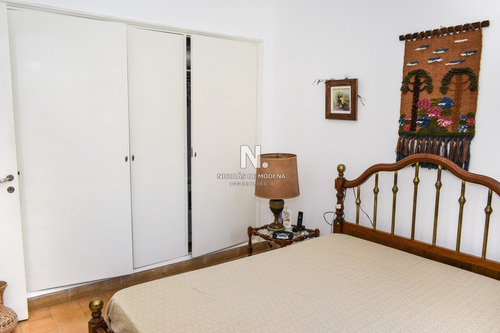 Casa En Punta Del Este , Cantegril- Ref: 3891