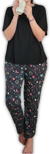 Pijama Conjunto Remera Pantalon Bichos Y Planetas Nenufares