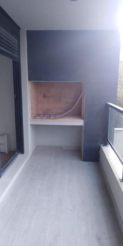 Apartamento 1 Dormitorio Primer Piso Al Frente, Terraza, Parrillero