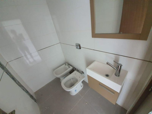 Imagen 12 de 16 de Venta Departamento De 3 Amb En Liniers