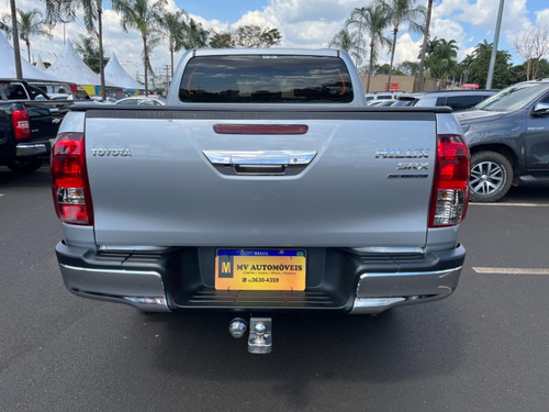 Imagem 6 de 15 de Toyota Hilux Srx 2.8 Prata 2019