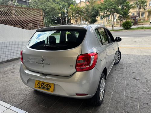 Renault Sandero 1.6 16v Expression Sce 5p