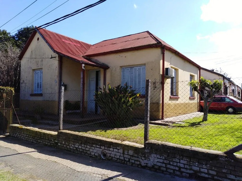 Casa A Tan Solo 4 Del Puertito Del Buceo!!