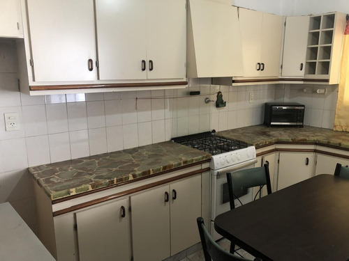 Imagen 13 de 30 de Chalet Clasico Con Local - Castelar Sur - Proximo A Estacion Castelar Y Moron - Venta